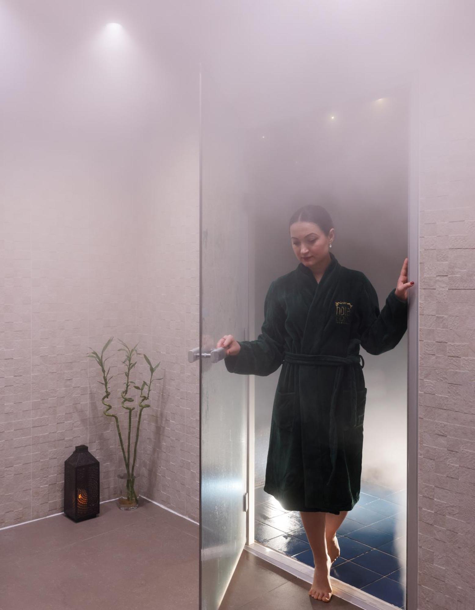 호텔 에덴 파리 외부 사진